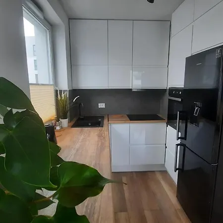 Apartament M&R Trzy Sypialnie, Salon, Garaz Gdyně