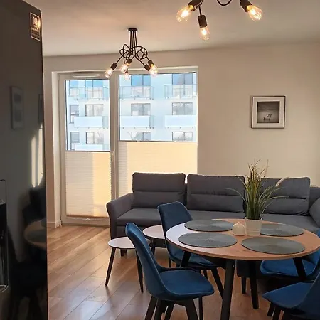 Apartament M&R Dwie sypialnie Garaż Apartament Gdynia